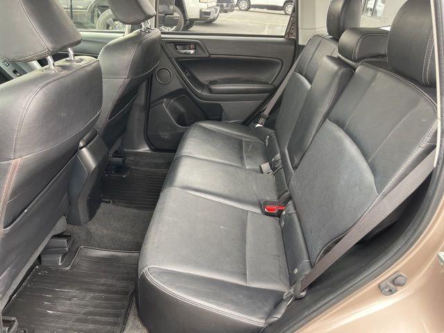 Subaru Forester 2.5i Touring 2014