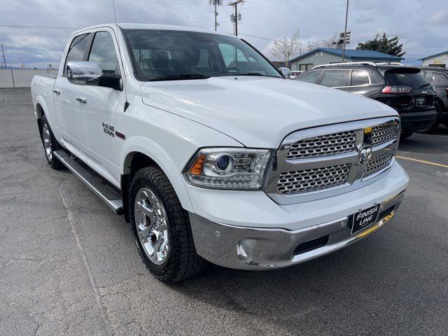 RAM 1500 Laramie Crew Cab SWB 4WD 2017