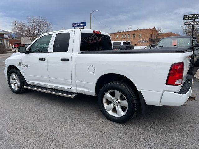 RAM 1500 Tradesman Quad Cab 4WD 2015