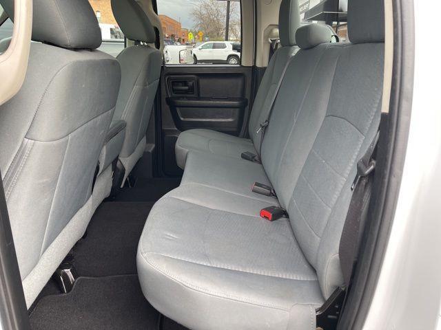 RAM 1500 Tradesman Quad Cab 4WD 2015