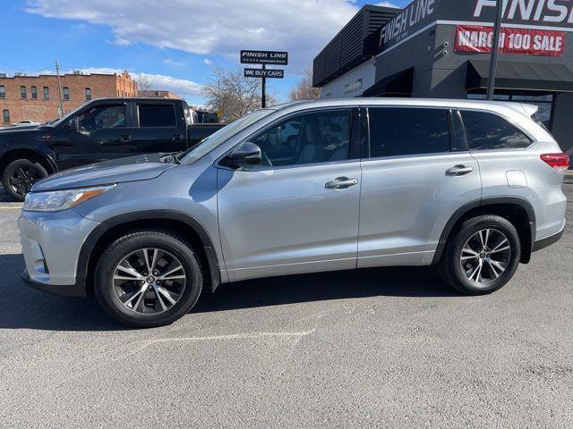 Toyota Highlander LE Plus AWD V6 2017