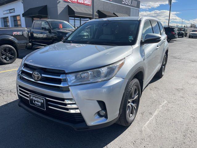 Toyota Highlander LE Plus AWD V6 2017