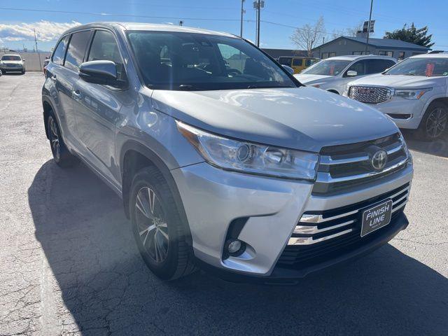 Toyota Highlander LE Plus AWD V6 2017