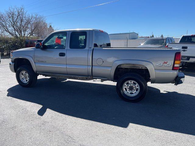 GMC Sierra 2500HD Ext. Cab Short Bed 4WD 2003