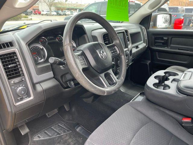 RAM 1500 Classic Express 4x4 Quad Cab 6'4" Box 2019