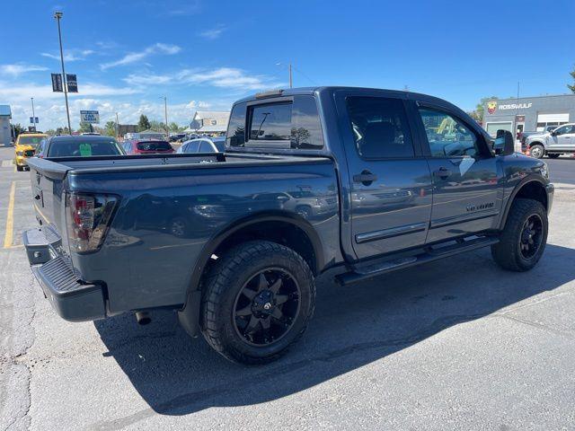 Nissan Titan 4x4 Crew Cab PRO-4X 2014