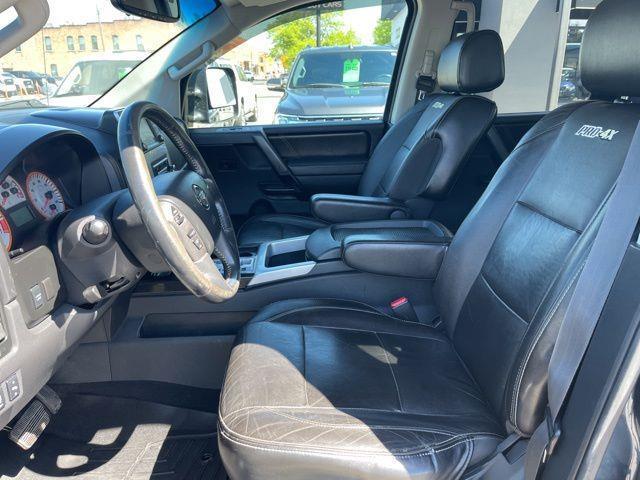 Nissan Titan 4x4 Crew Cab PRO-4X 2014