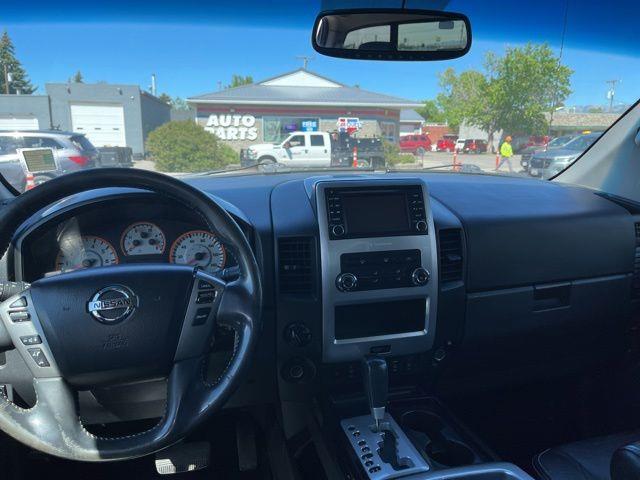 Nissan Titan 4x4 Crew Cab PRO-4X 2014