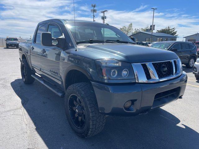 Nissan Titan 4x4 Crew Cab PRO-4X 2014
