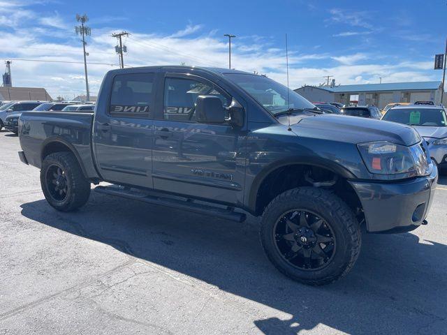 Nissan Titan 4x4 Crew Cab PRO-4X 2014