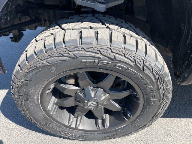 Nissan Titan 4x4 Crew Cab PRO-4X 2014