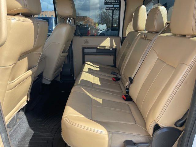 Ford F-350 SD Lariat Crew Cab 4WD 2012