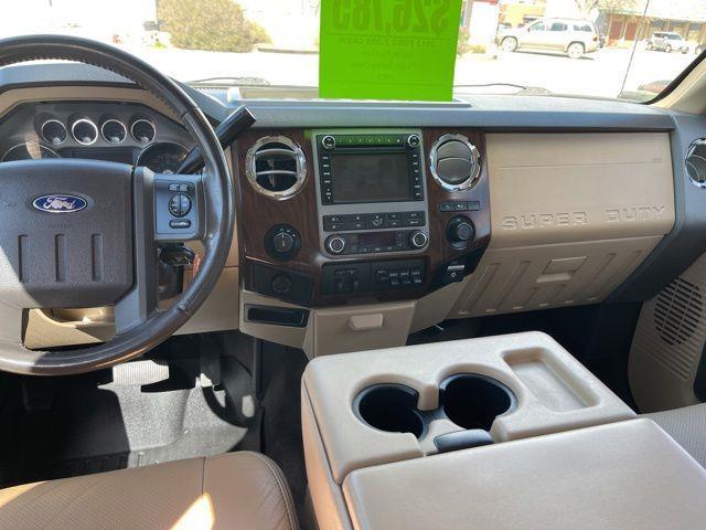 Ford F-350 SD Lariat Crew Cab 4WD 2012