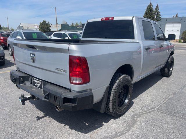 RAM 1500 Tradesman Crew Cab SWB 4WD 2017