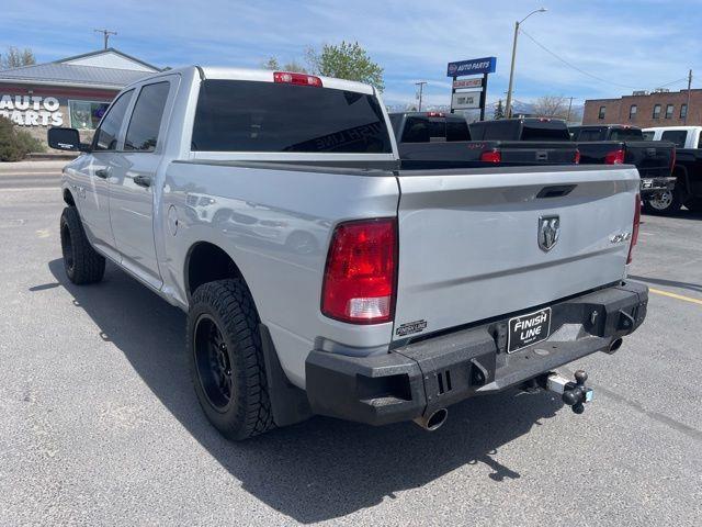 RAM 1500 Tradesman Crew Cab SWB 4WD 2017