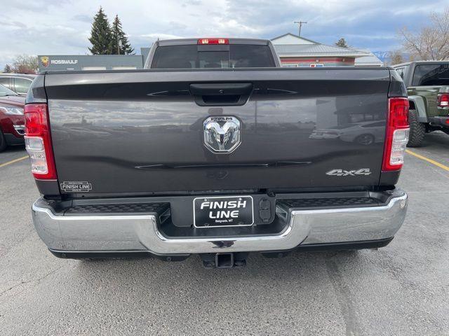 RAM 3500 Tradesman Crew Cab 4WD DRW 2021