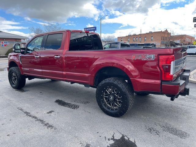 Ford F-350 SD Platinum Crew Cab Long Box 4WD 2017