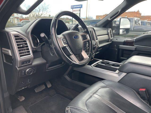 Ford F-350 SD Platinum Crew Cab Long Box 4WD 2017