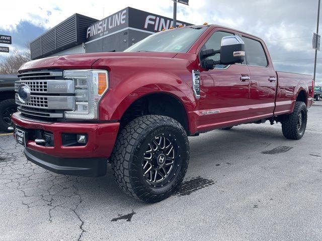 Ford F-350 SD Platinum Crew Cab Long Box 4WD 2017