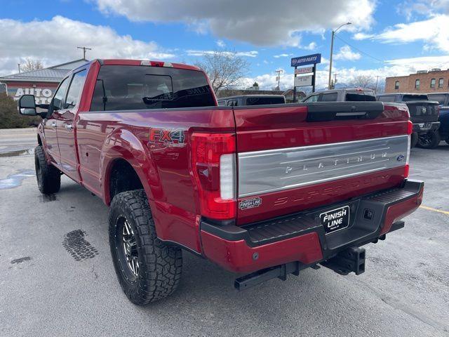 Ford F-350 SD Platinum Crew Cab Long Box 4WD 2017