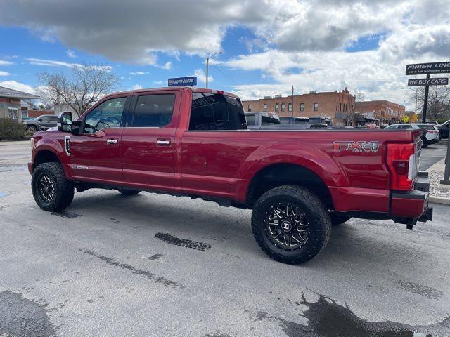 Ford F-350 SD Platinum Crew Cab Long Box 4WD 2017