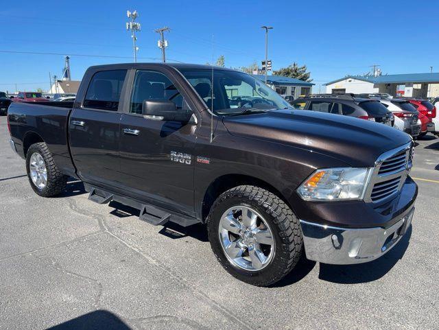 RAM 1500 SLT Crew Cab 4WD 2016