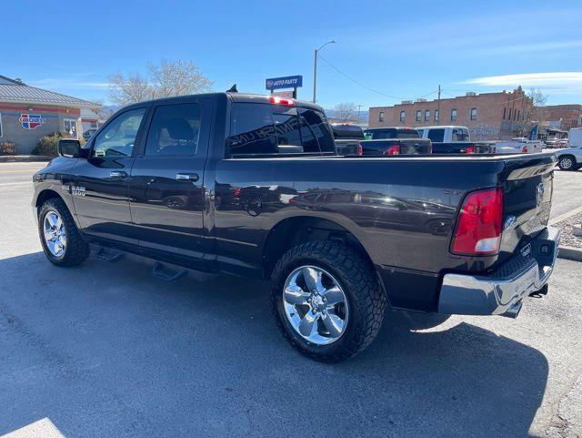 RAM 1500 SLT Crew Cab 4WD 2016