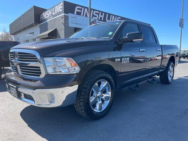 RAM 1500 SLT Crew Cab 4WD 2016