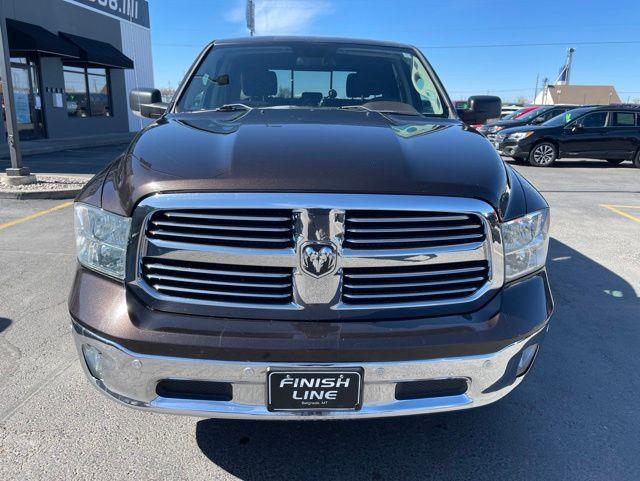 RAM 1500 SLT Crew Cab 4WD 2016