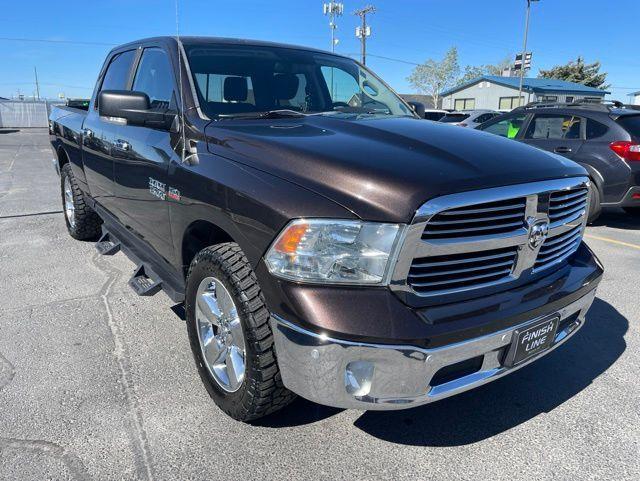 RAM 1500 SLT Crew Cab 4WD 2016