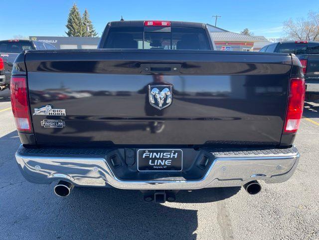 RAM 1500 SLT Crew Cab 4WD 2016