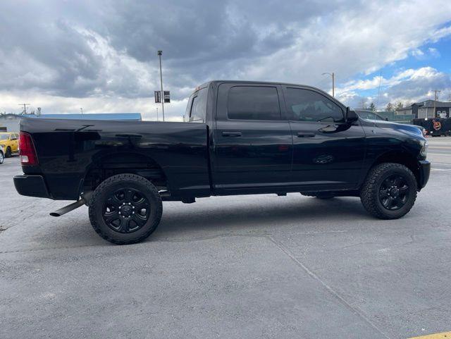 RAM 2500 SLT Crew Cab SWB 4WD 2014