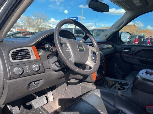 Chevrolet Silverado 1500 LTZ Crew Cab 4WD 2011