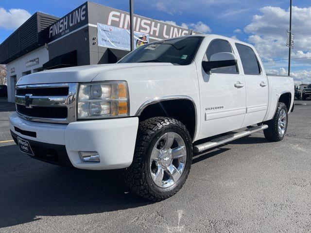 Chevrolet Silverado 1500 LTZ Crew Cab 4WD 2011