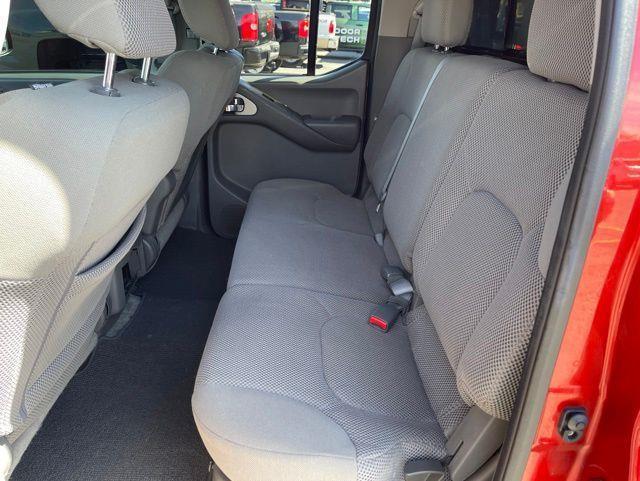 Nissan Frontier SV Crew Cab 4X4 V6 2014