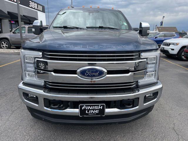 Ford F-350 SD Lariat Crew Cab 4WD 2018