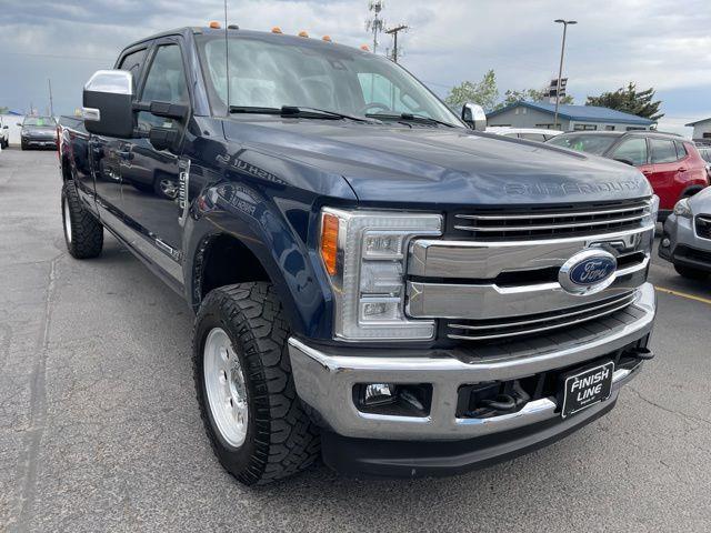 Ford F-350 SD Lariat Crew Cab 4WD 2018