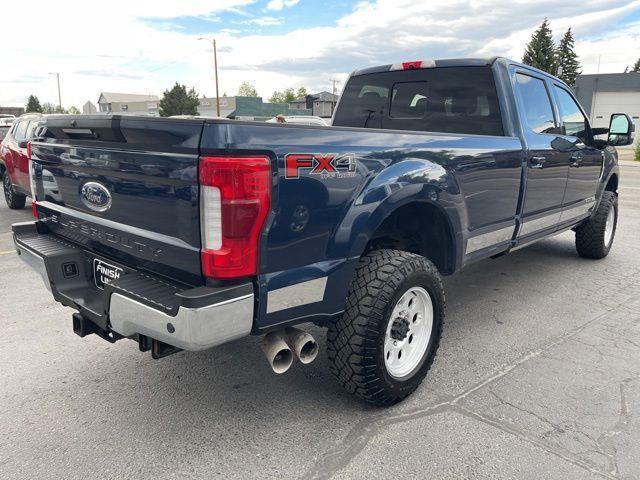 Ford F-350 SD Lariat Crew Cab 4WD 2018