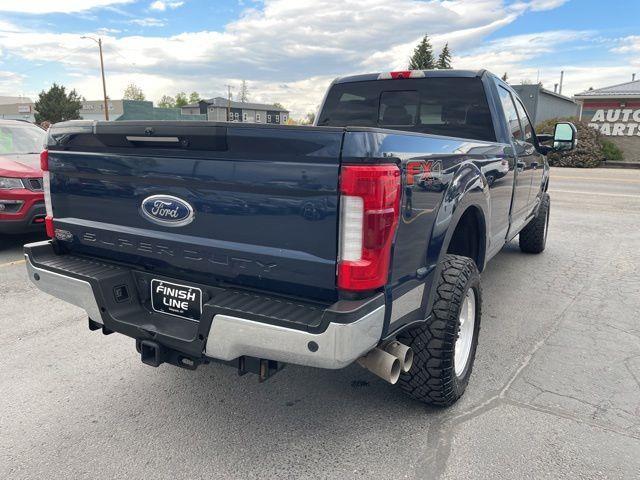 Ford F-350 SD Lariat Crew Cab 4WD 2018