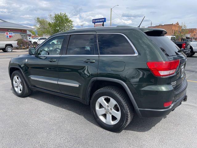 Jeep Grand Cherokee Laredo 4WD 2011