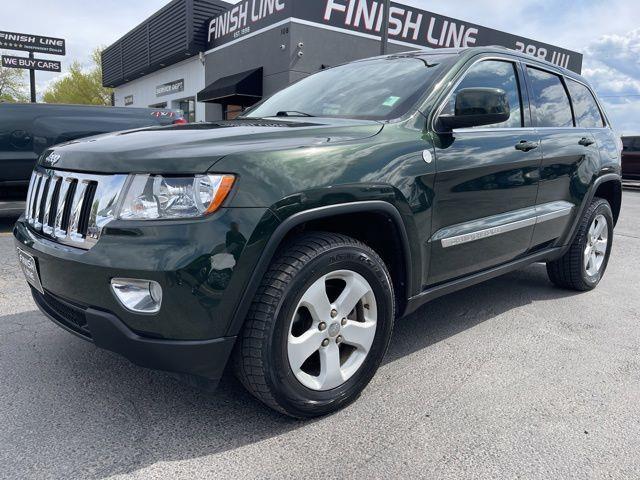 Jeep Grand Cherokee Laredo 4WD 2011