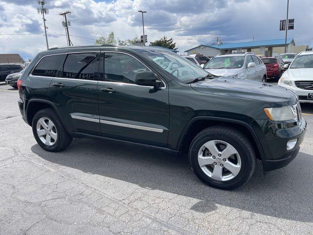Jeep Grand Cherokee Laredo 4WD 2011