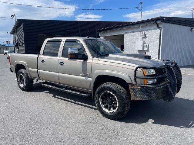Chevrolet Silverado 2500HD Crew Cab Short Bed 4WD 2003