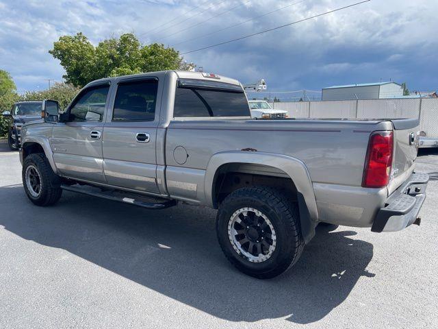 Chevrolet Silverado 2500HD Crew Cab Short Bed 4WD 2003