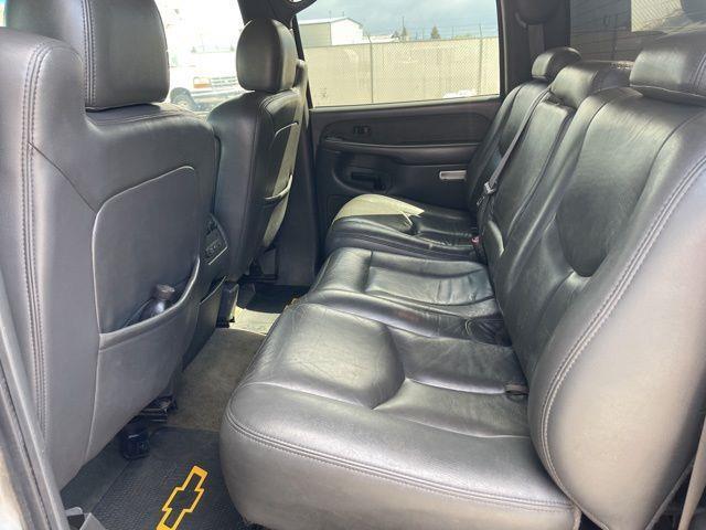 Chevrolet Silverado 2500HD Crew Cab Short Bed 4WD 2003