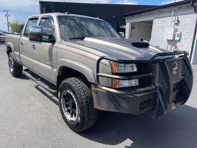 Chevrolet Silverado 2500HD Crew Cab Short Bed 4WD 2003