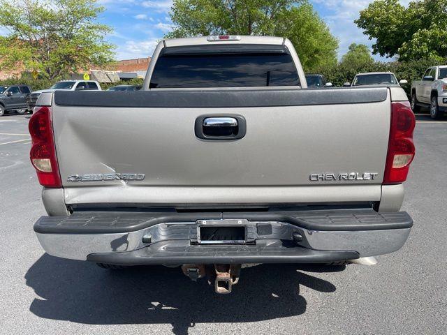 Chevrolet Silverado 2500HD Crew Cab Short Bed 4WD 2003
