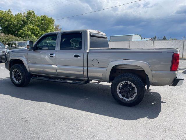 Chevrolet Silverado 2500HD Crew Cab Short Bed 4WD 2003