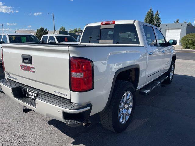 GMC Sierra 1500 Denali Crew Cab 4WD 2015