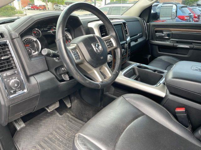 RAM 1500 Laramie Crew Cab SWB 4WD 2017